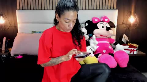 Nicolle Ruselle   Hello my lovely  schedule for great fun from  630 am and end 800 pm Colombian time I wait for you online show from 02.16.25