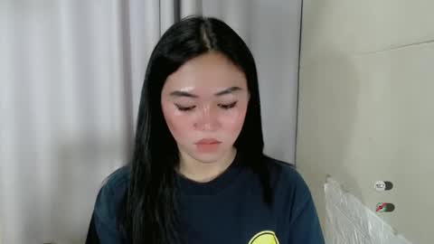 Snapshot of mayasally_ chatting on 03.05.25 mayasally_ online show from 03.05.25