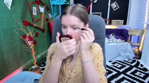 mayasinabon online show from 12.04.24