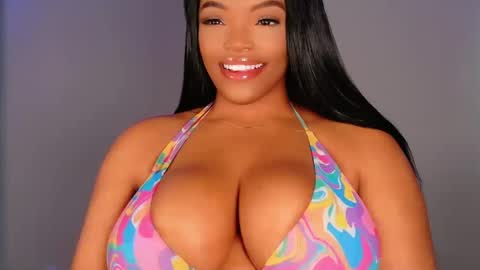 MayBabi online show from 10.03.25