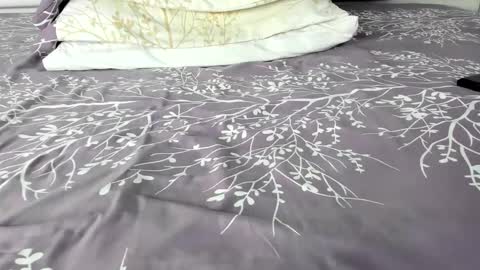 Maybelline69 online show from 09.22.25