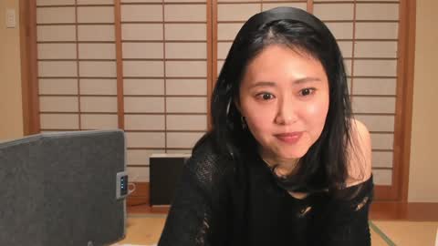 Snapshot of maybenanako chatting on 02.08.25 Nanako online show from 02.08.25