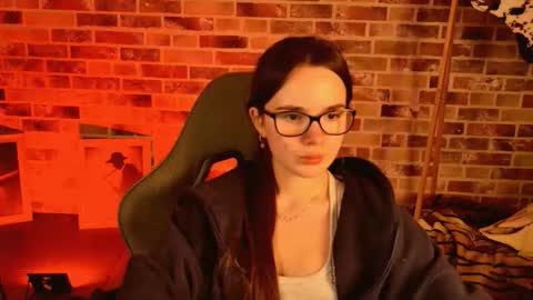 maybloom_ online show from 03.01.26