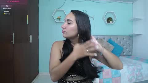 Maylin  online show from 11.13.25