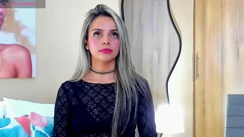 MaylinFox online show from 02.11.25