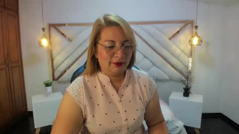 Mailyn online show from 03.08.25