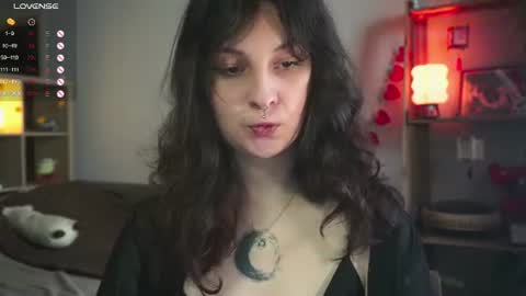 Snapshot of maymary_ chatting on 07.22.26 Mary . online show from 07.22.26