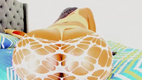 Snapshot of mayo_771804 chatting on 11.10.25 Karol black18 online show from 11.10.25