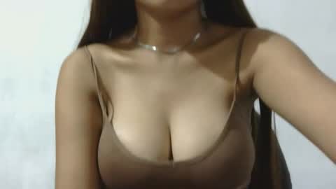 mayra online show from 09.15.25