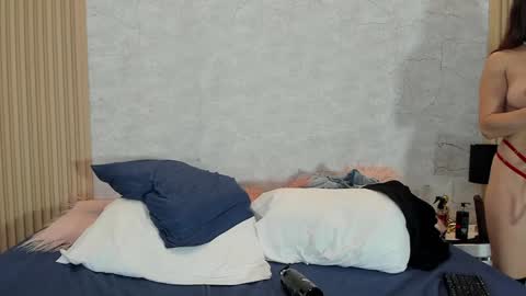 Mayra online show from 12.12.24