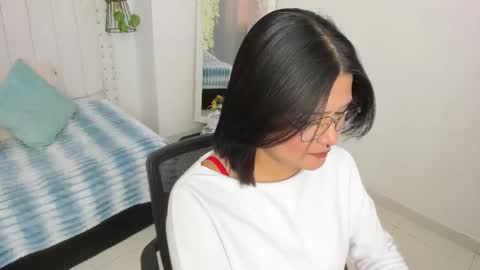 Snapshot of mayu_kim chatting on 10.09.25 Mayu KIm online show from 10.09.25