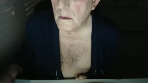 Snapshot of mbeastie chatting on 11.01.25 Beastie online show from 11.01.25