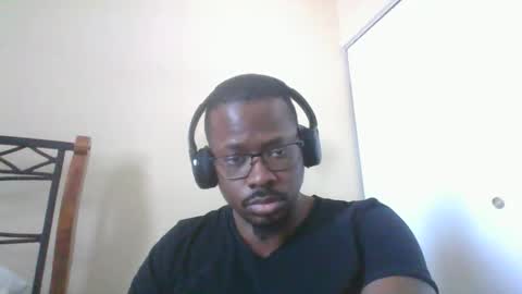 Snapshot of mbsupreme chatting on 02.01.26 Mark online show from 02.01.26