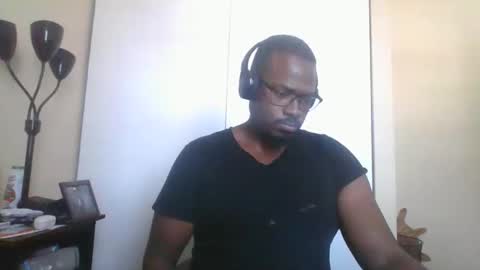 Snapshot of mbsupreme chatting on 02.03.26 Mark online show from 02.03.26