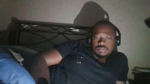 Snapshot of mbsupreme chatting on 02.08.26 Mark online show from 02.08.26