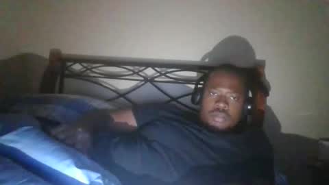 Snapshot of mbsupreme chatting on 02.21.26 Mark online show from 02.21.26