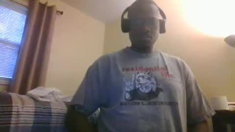 Snapshot of mbsupreme chatting on 03.01.26 Mark online show from 03.01.26