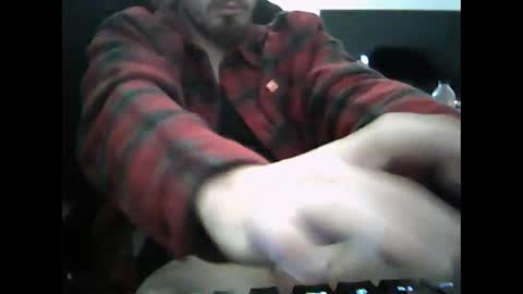 Snapshot of mcfife chatting on 10.12.25 fife online show from 10.12.25