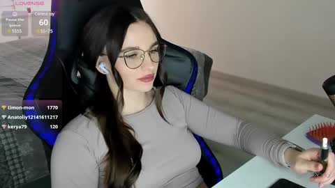 mcfly_11 online show from 03.09.25