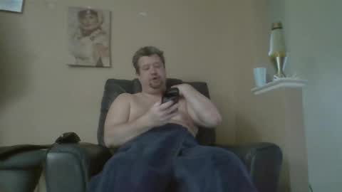 Snapshot of mckhero chatting on 04.12.26 Sean online show from 04.12.26
