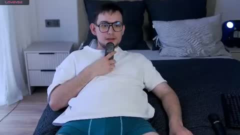 McLovin online show from 06.24.26