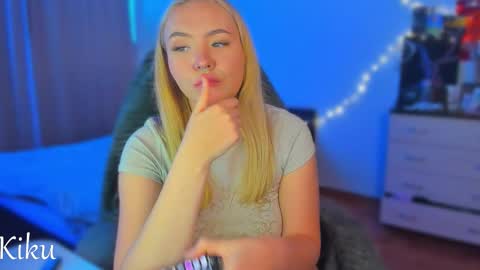 Snapshot of mdaluna chatting on 10.10.25 Kiku online show from 10.10.25