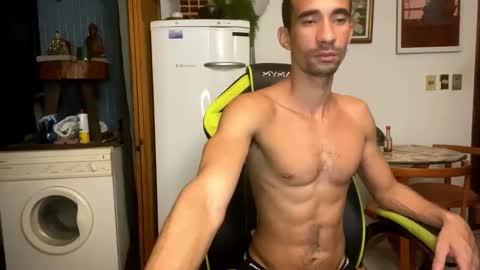 Snapshot of mdbisc chatting on 01.20.25 mdbisc online show from 01.20.25