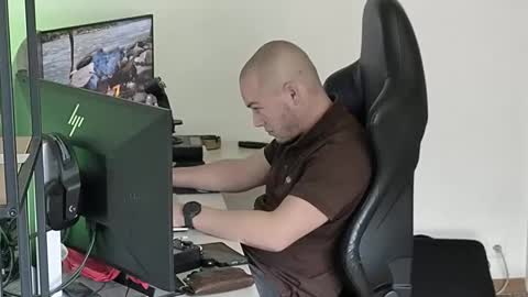 Chris online show from 11.03.25