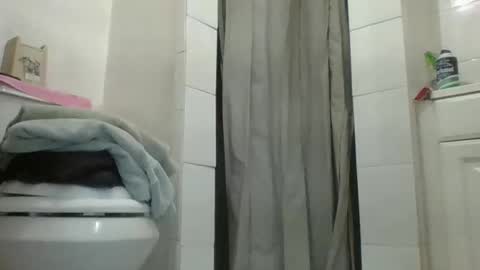 meaderd740870 online show from 09.18.25