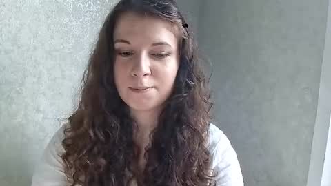 Snapshot of meaganlavelle chatting on 08.06.26 Rina online show from 08.06.26