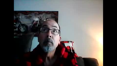 me at home online show from 01.04.25