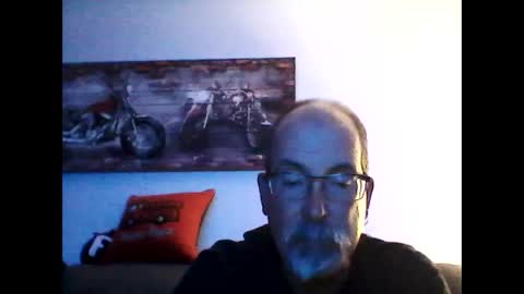 me at home online show from 09.17.25