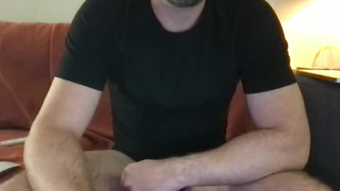 Snapshot of mecc2c chatting on 01.29.25 mecc2c online show from 01.29.25