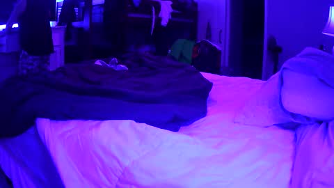 mecrago online show from 12.04.25