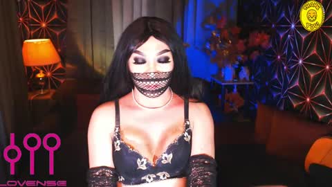 THE QUEEN ALPHA   Queen Medusa Prey online show from 03.03.25