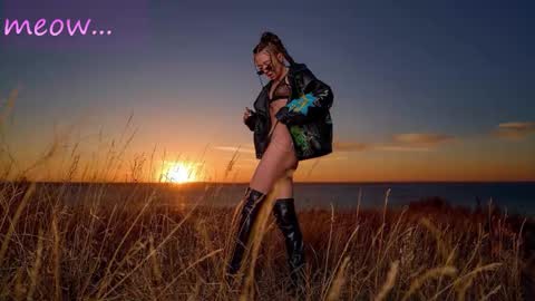 Sweet Meow nonude online show from 10.23.25