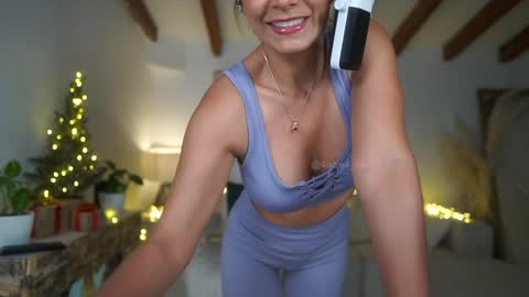 Snapshot of meegan1 chatting on 12.08.24 Andrea  online show from 12.08.24