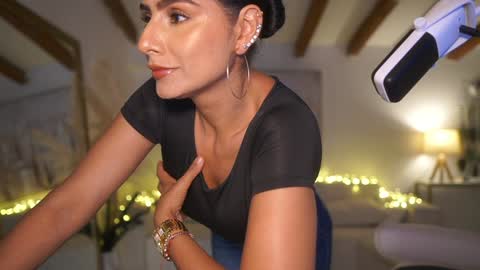 Snapshot of meegan1 chatting on 01.23.25 Andrea  online show from 01.23.25