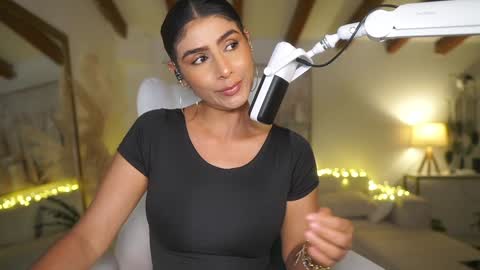 Snapshot of meegan1 chatting on 01.23.25 Andrea  online show from 01.23.25