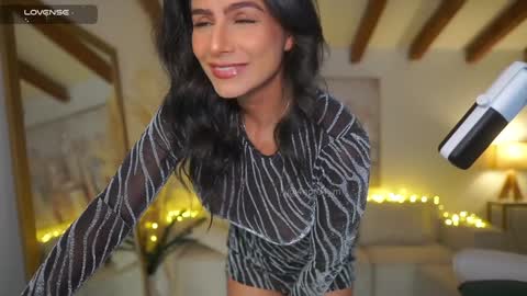 Snapshot of meegan1 chatting on 02.08.25 Andrea  online show from 02.08.25