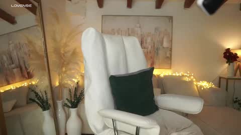 Snapshot of meegan1 chatting on 02.21.25 Andrea  online show from 02.21.25