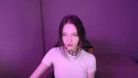 Snapshot of mefwhore chatting on 02.04.25 mefwhOre online show from 02.04.25