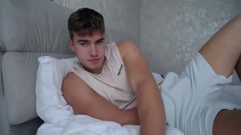 Max online show from 10.13.25