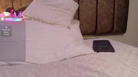 Snapshot of megan__cole1 chatting on 10.09.25 Megan  online show from 10.09.25