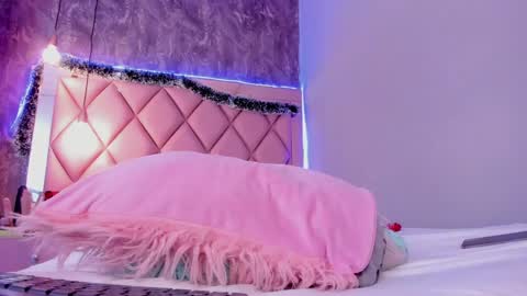 M E G A N online show from 12.28.24