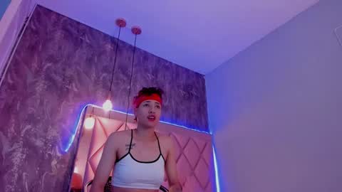 M E G A N online show from 01.04.25