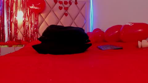 M E G A N online show from 02.16.25