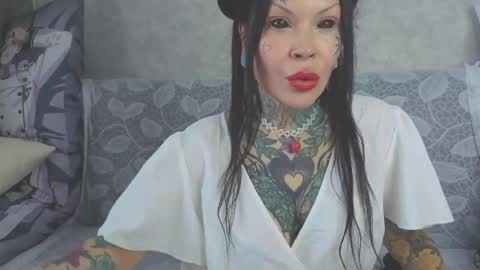 Helena Tuman online show from 05.31.26