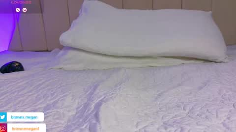 Megan  online show from 03.25.26