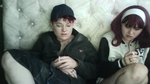 Megan and sophi online show from 01.11.25